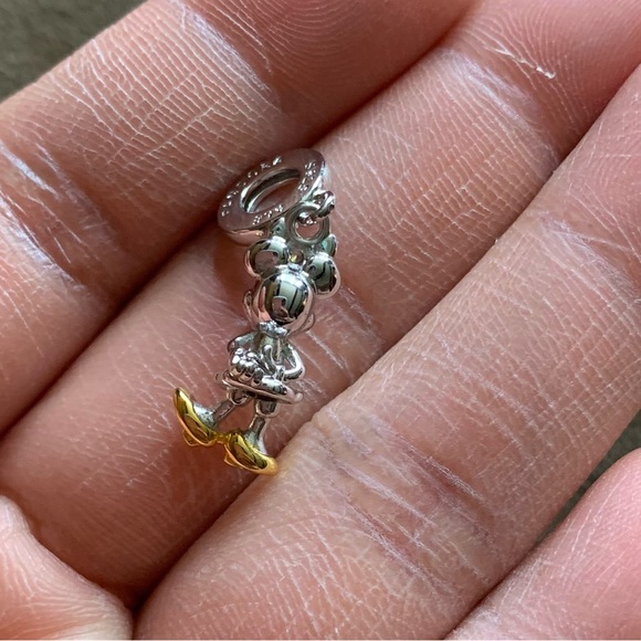 NWOT Disney 100th Anniversary Minnie Mouse Diamond Dangle Charm - Picture 10 of 11